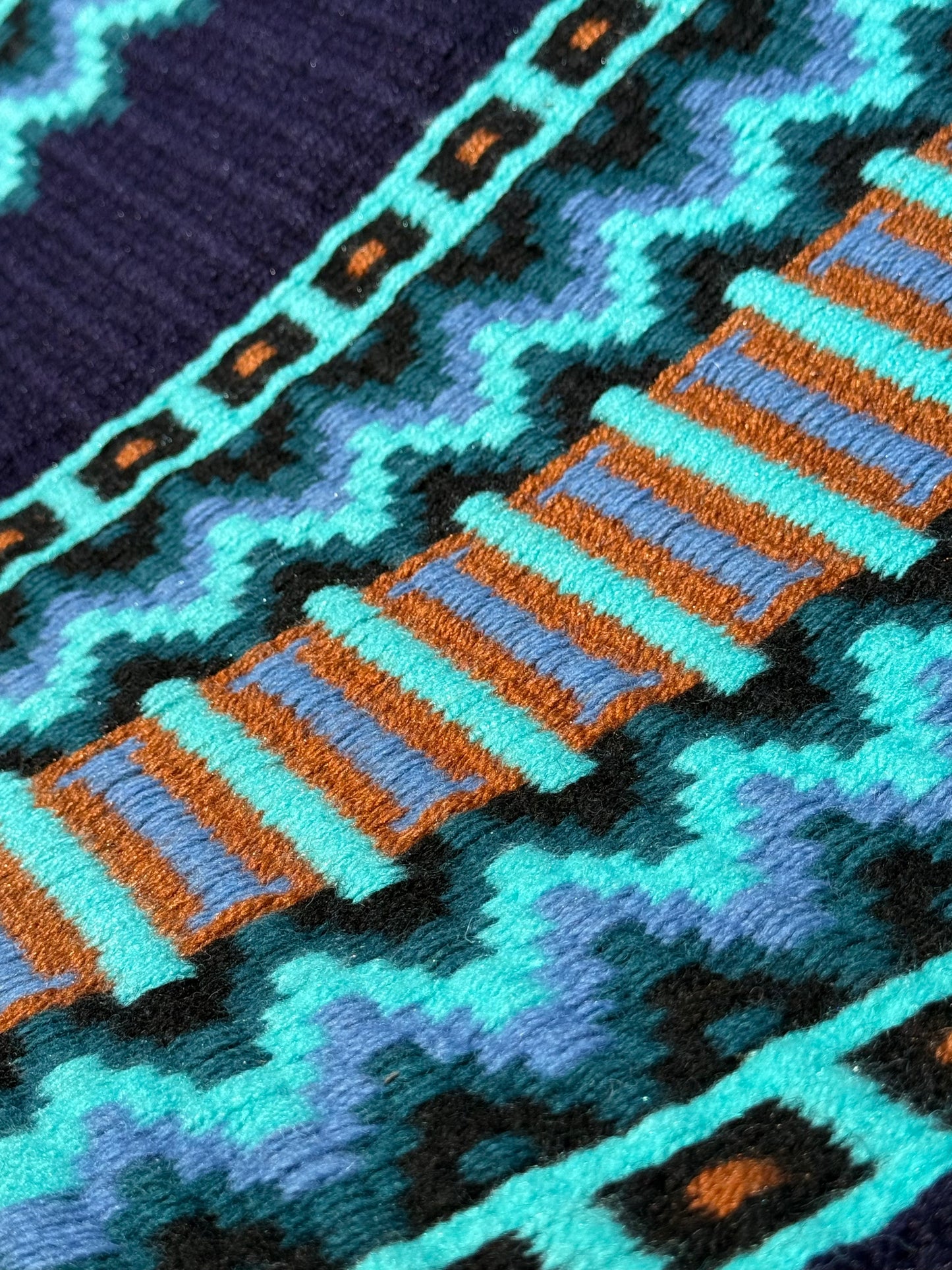 Beautiful Teal Blues and Rust Show Pad