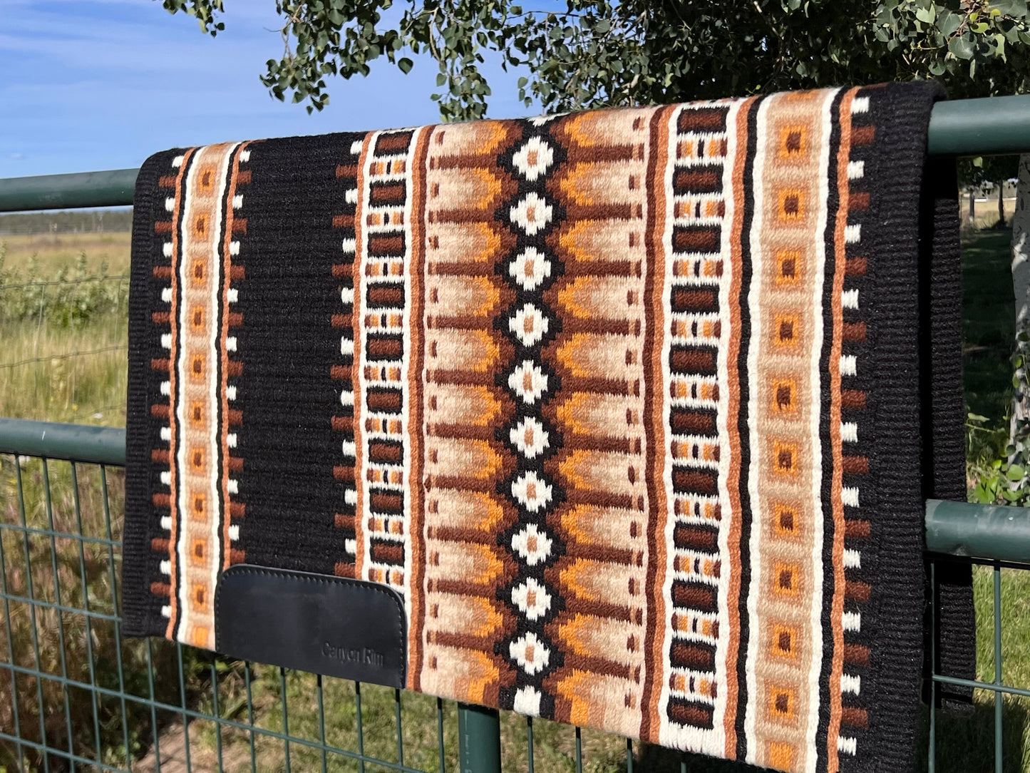 Beautiful browns, gold, black and white show pad