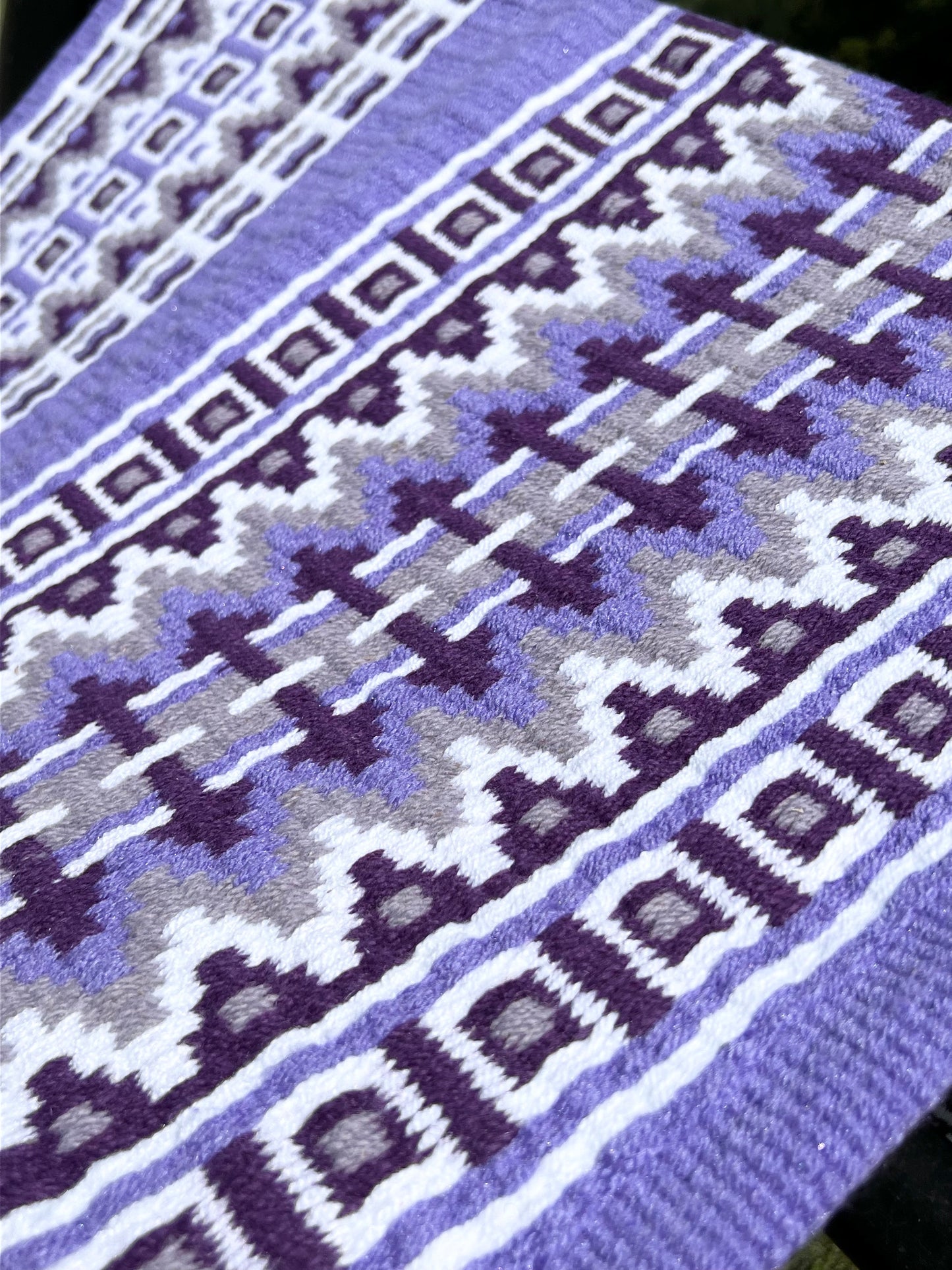 Beautiful Lilac purple and white show pad