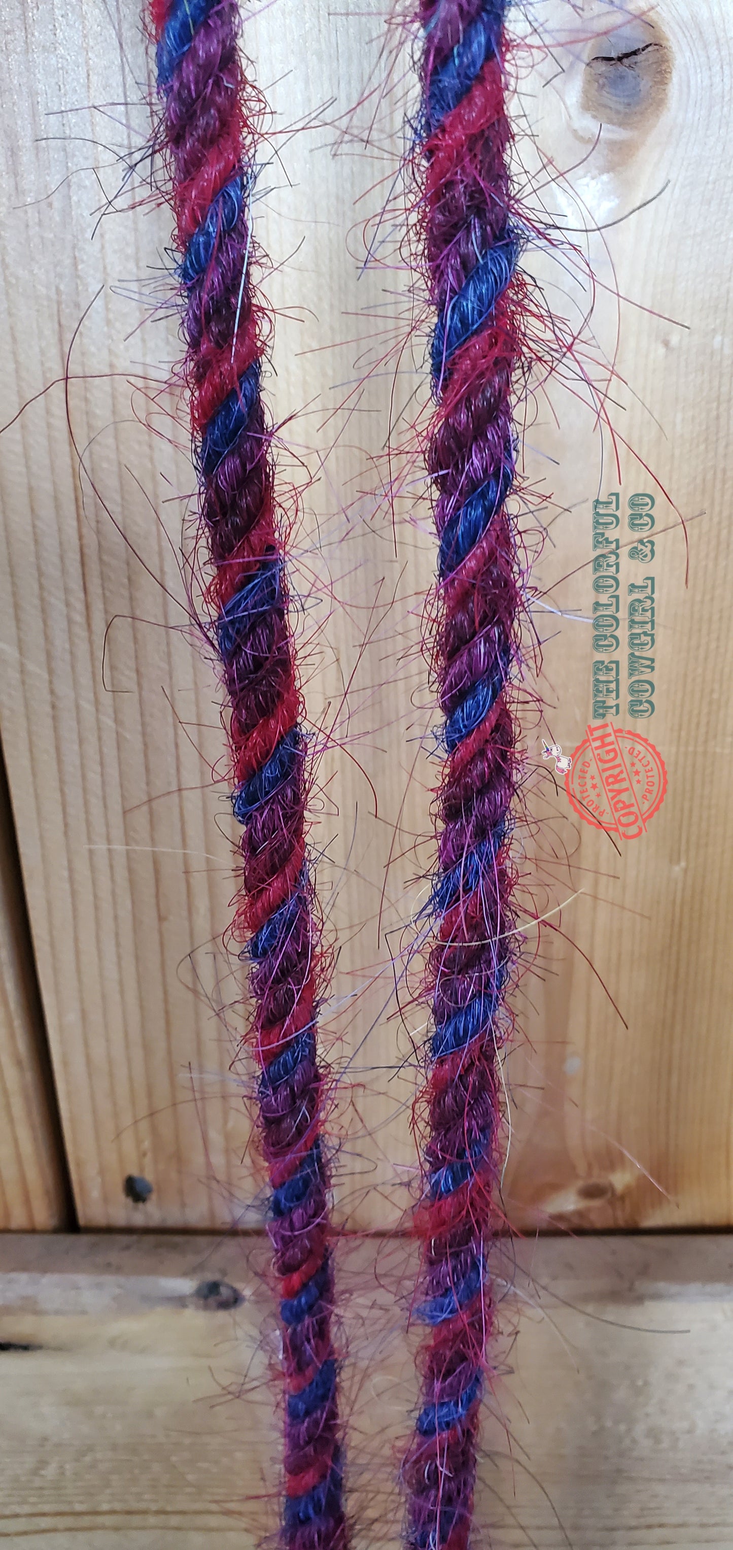 Shades of red and blue bridleless rein