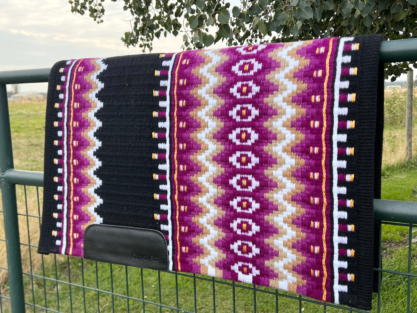 The Molly oversized Show pad