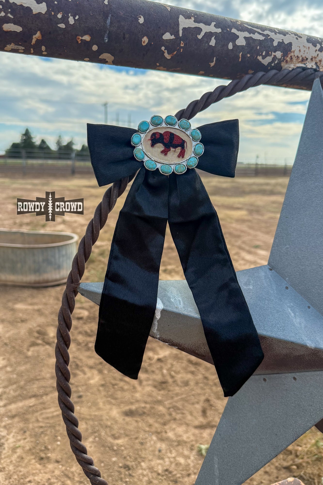 Roam Free Bow