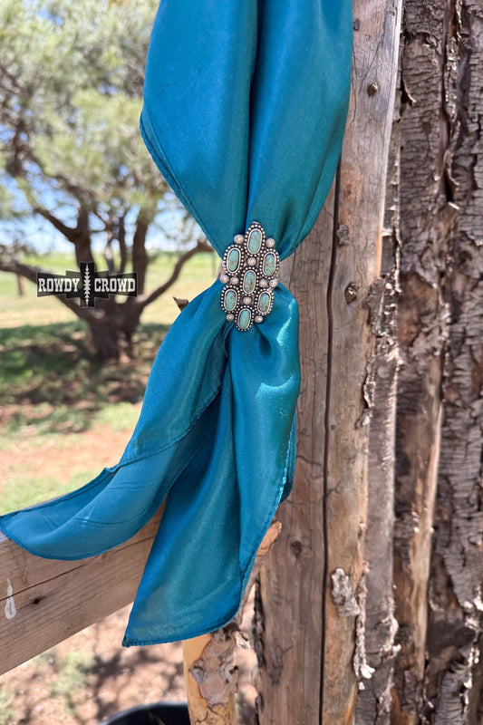 Shiner Scarf Slide