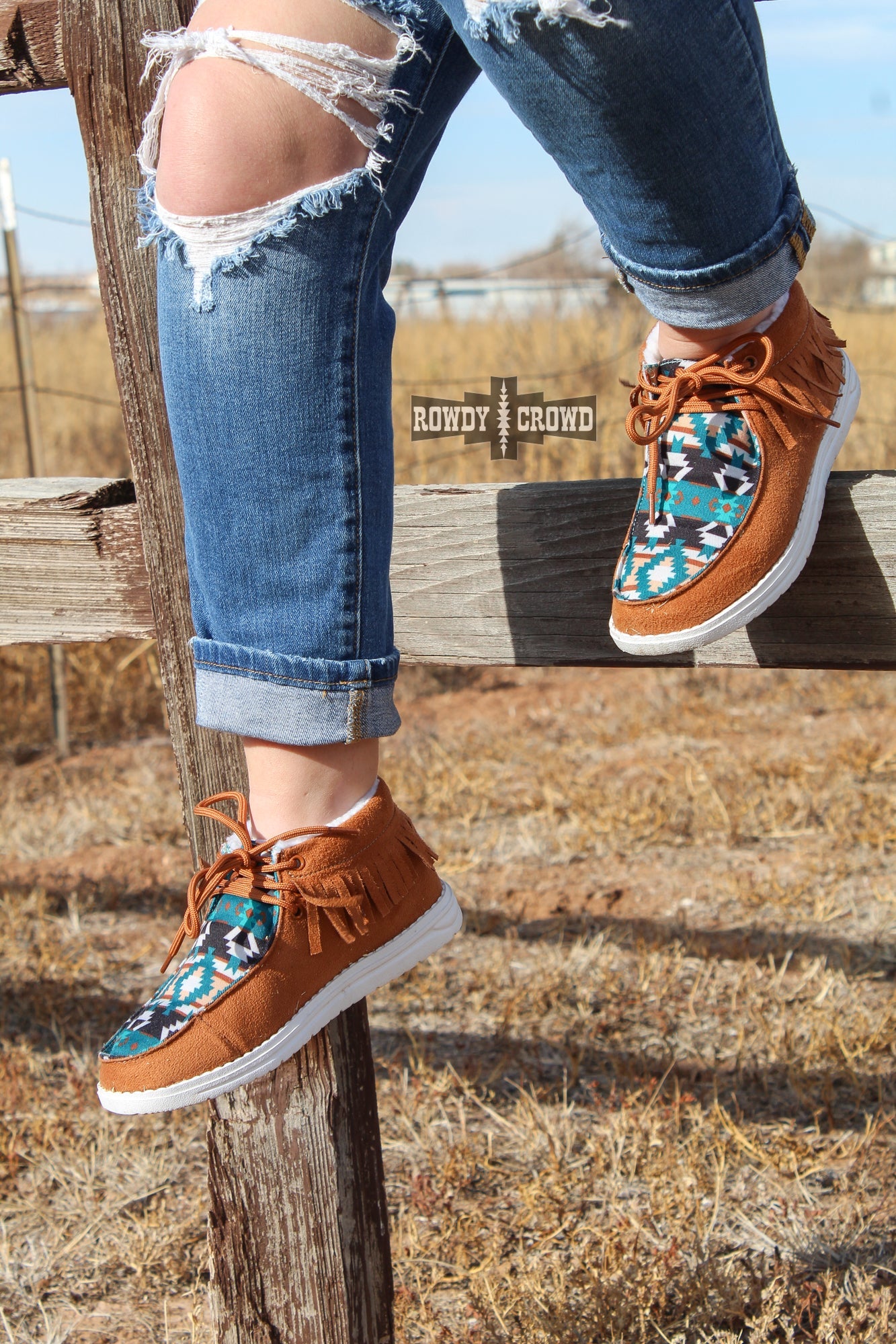 Cowgirl moccasins best sale